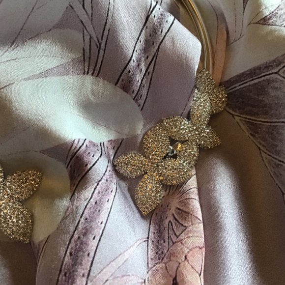 Pasquale  Bruni inspirations flower necklace - Picture 5 of 8